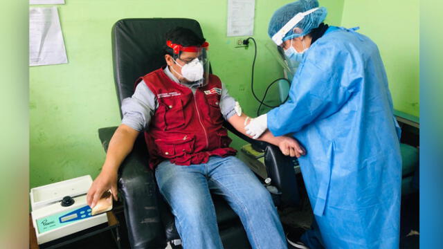 Pacientes que superaron la COVID-19 de estados graves o críticos son los únicos que pueden donar. Foto: Diresa Cusco.