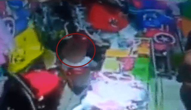 Mujer utiliza a un niño de cinco años para robar en una tienda del Centro de Lima [VIDEO]