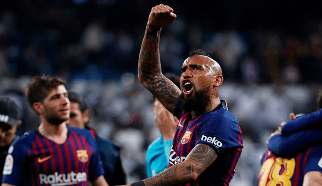 Arturo Vidal logra impresionante récord tras coronarse campeón con Barcelona 