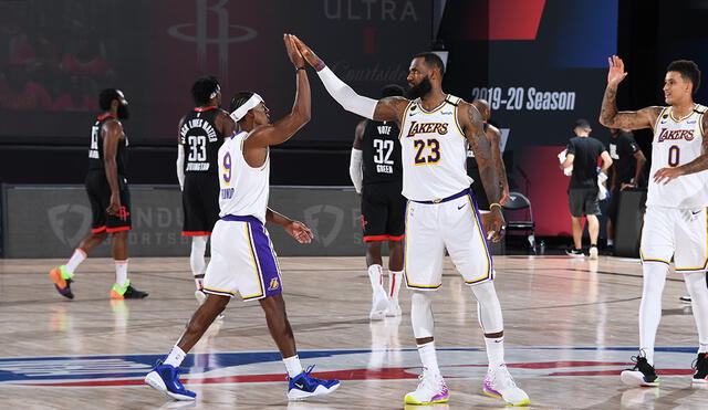 LeBron James volvió a regalar una excelente actuación para darle el triunfo a los Lakers. Foto: AFP.