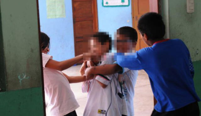 Padres denuncian bullying y tocamientos indebidos a niños en colegio de Arequipa
