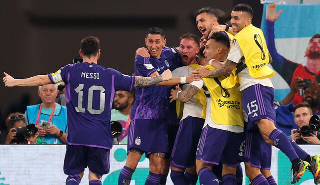 La selección argentina consiguió su clasificación a los octavos de final. Foto: EFE