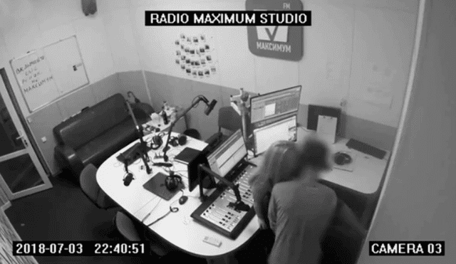 En Facebook: Video de pareja teniendo relaciones en una cabina de radio se viraliza
