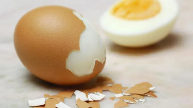 YouTube: nunca calientes un huevo duro en el microondas y evita peligros