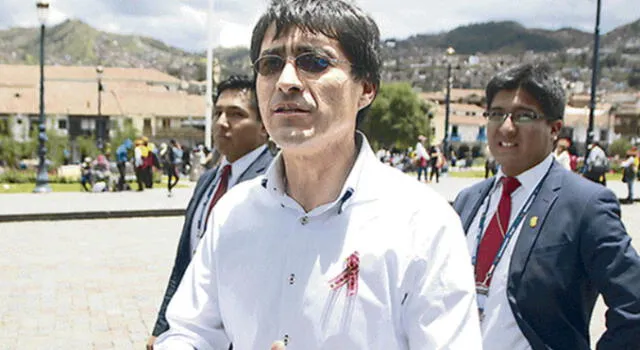 Gobernador de Cusco defiende ordenanza laboral que impide empleo a extranjeros 