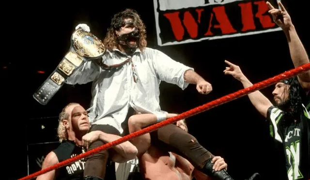 20 años de la lucha que cambió la historia de WWE para siempre [VIDEO]