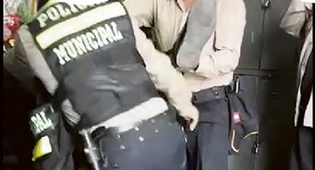 Arequipa: Remueven a seis policías municipales por actos obscenos