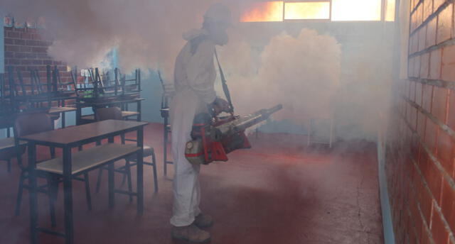 Arequipa: Fumigan colegios del valle de Tambo para prevenir enfermedades [FOTOS]
