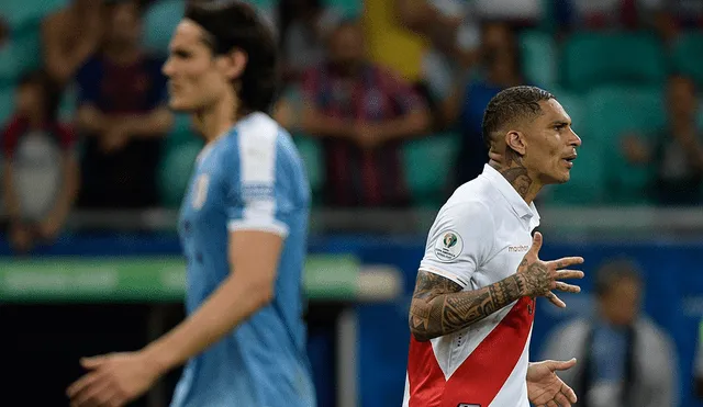 Edinson Cavani se enfrentó a Paolo Guerrero en la Copa América 2019. | Foto: AFP