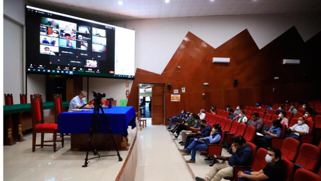 Reunión virtual de Gobernador y alcaldes de Amazonas