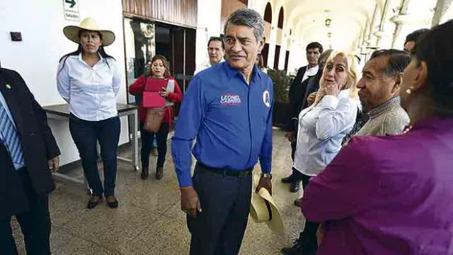 Arequipa: Candidato Cabrera sin fondos para continuar campaña al gobierno regional