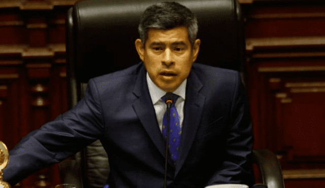 Luis Galarreta suspende sesión del Pleno para que bancadas debatan situación de PPK