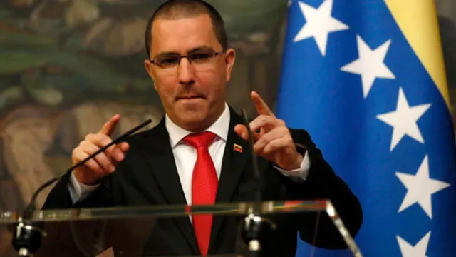 Canciller de Maduro en Cuba: "En Venezuela hay calma, paz y nadie se enfrenta a nadie"