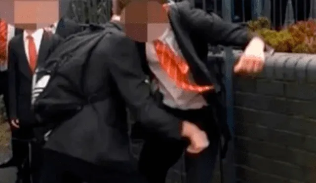 Condenan videos en que alumnos pelean a puño limpio para ser populares en Internet 
