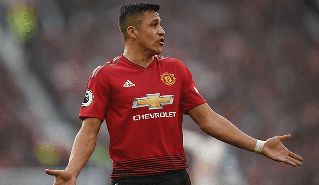 El chileno Alexis Sánchez no la está pasando bien en el Manchester United. (Foto: AFP)