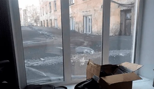 Nieve negra y tóxica: extraño fenómeno en Rusia causa alarma en la población [FOTOS Y VIDEOS]