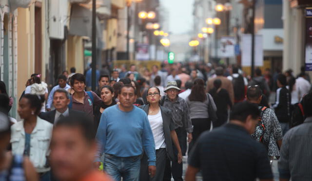 Lima en cifras: 4,3 mllns. de habitantes trabajan y el 54,4% son hombres 