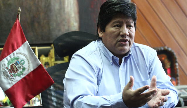 Edwin Oviedo quiere elecciones para octubre