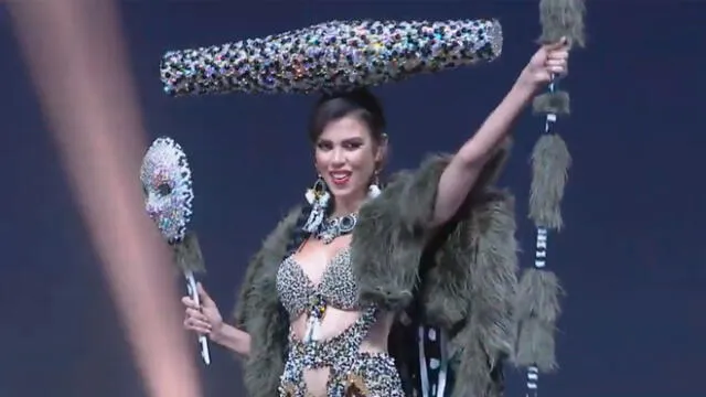 Miss Universo: modelo chilena enamora al jurado en desfile de trajes típicos