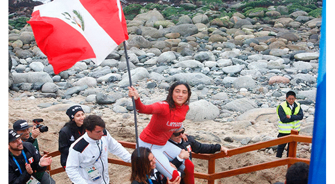Lima 2019: Daniella Rosas medalla de oro en surf.