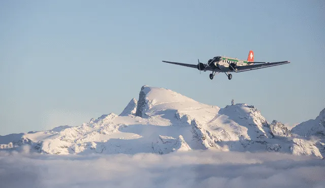 Suiza: Antiguo avión militar cae y mueren 20 personas