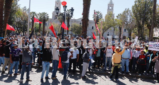 Paro en Arequipa EN VIVO: Tránsito restringido y bloqueos en protesta contra Tía María