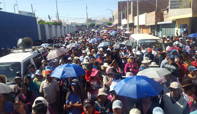Tacna: Protestan por alza de impuestos