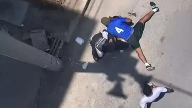 Dueño de auto no tuvo temor en correr tras el ladrón y detenerlo. (Foto: Captura de video / América Noticias)