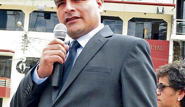 Condenan a ocho años de cárcel efectiva a ex alcalde de Chota, Segundo Ticlla