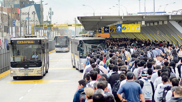 No habrá servicios expresos y los alimentadores estarán una hora menos de su horario habitual. (Foto: Mauricio Malca / Grupo La República)