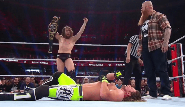 WWE Royal Rumble: Daniel Bryan retiene el título con ayuda de Eric Rowan [VIDEO]