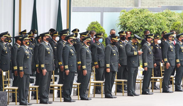 PNP se renueva con el ascenso de 20 coroneles al grado de general
