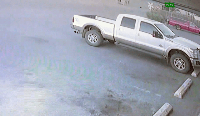 Ladrón llama a la policía para denunciar que le robaron su camioneta y es detenido [VIDEO]
