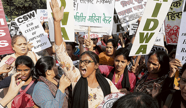 Protestas. Cientos de manifestantes en diversas ciudades de la India exigieron sanciones rápidas y eficaces contra violadores. Crédito: EFE