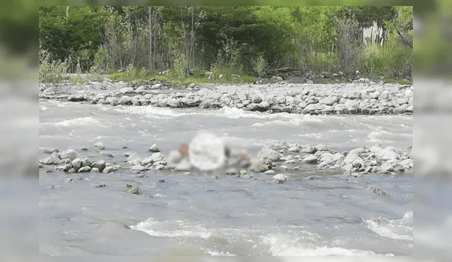 El cuerpo sin vida del joven fue hallado en medio del río Santa.