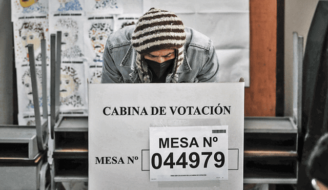 La ONPE ha contado hasta el momento más del 90 % de las actas para definir a los próximos alcaldes de Lima y distritos. Foto: composición de Fabrizio Oviedo