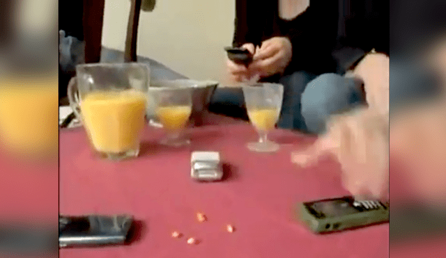 Facebook viral: mira lo que sucede su rodeas maíz popcorn con celulares [VIDEO] 