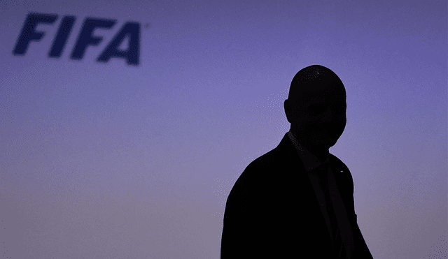 Comité médico de la FIFA cree que el mundo no está preparado para el regreso del fútbol competitivo. | Foto: AFP