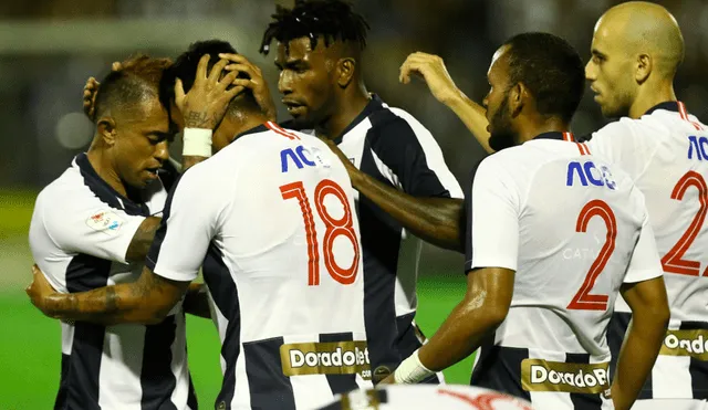 Alianza Lima enfrenta a Nacional en su debut por la Copa Libertadores.