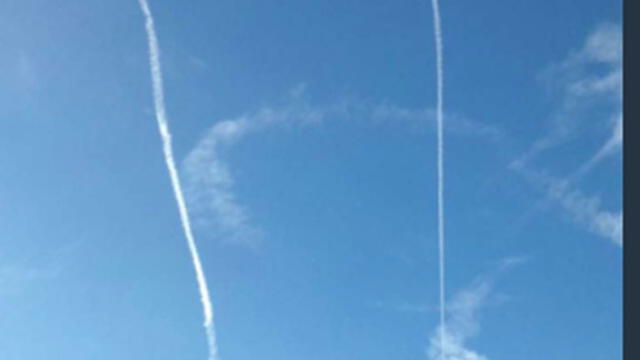 EE.UU.: piloto dibuja un pene en el cielo y genera problemas a la Armada [FOTO]