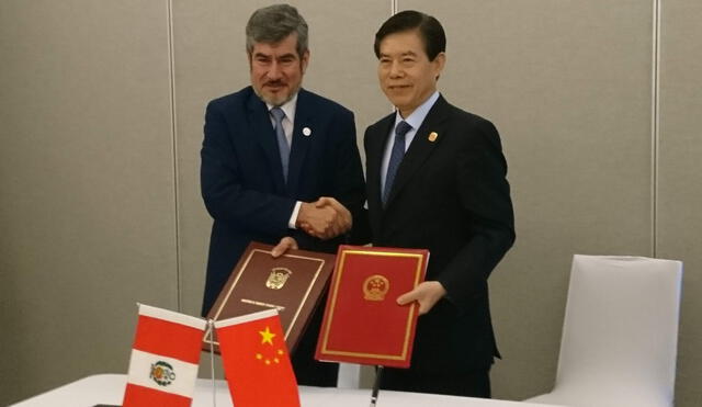 Perú y China inician negociaciones para optimizar el Tratado de Libre Comercio