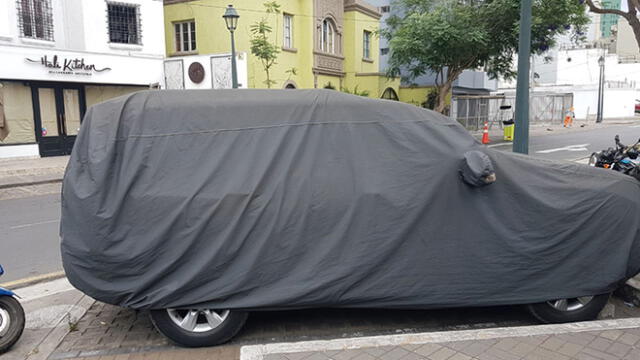 San Isidro: denuncian abandono de auto desde hace diez años [FOTOS]