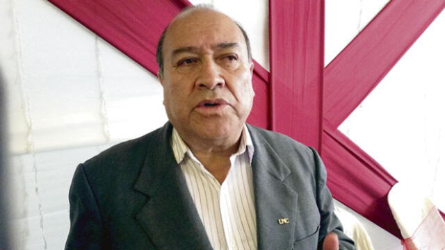 Expresidente regional confía en que Vizcarra y Villanueva impulsarán descentralización