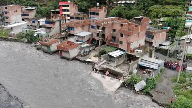 Desborde del río Inambari afectó viviendas, incluso una fue arrasada por completo.
