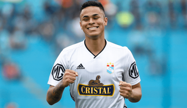 Christopher Olivares tiene contrato con Sporting Cristal hasta diciembre de 2022.