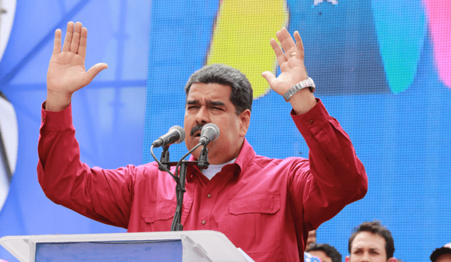 YouTube: ¡Otra vez! Reciben con objetos contundentes a Nicolás Maduro en acto de campaña [VIDEO]