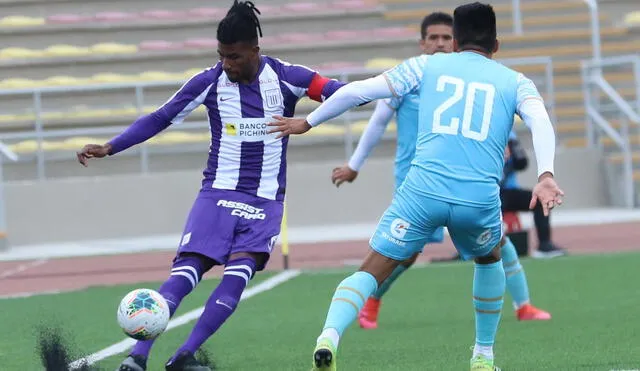 Carlos Ascues anotó el 2-0 de Alianza Lima ante Deportivo Llacuabamba, por la Liga 1 Movistar. Foto: Captura de Gol Perú
