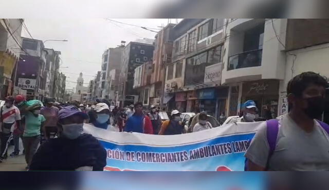Protesta de ambulantes del Mercado Modelo de Chiclayo