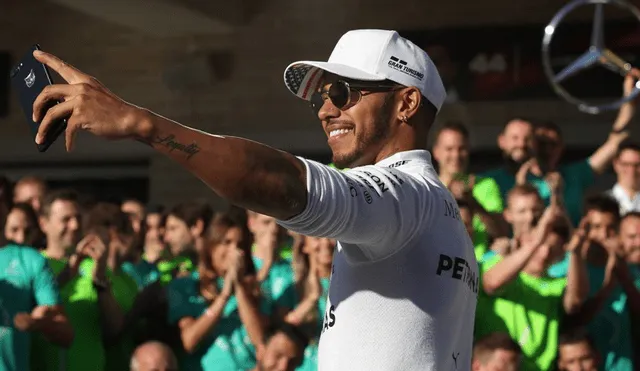 Lewis Hamilton:"Recuerdo que crecí viendo la F1 y me quedaba dormido después de la salida"