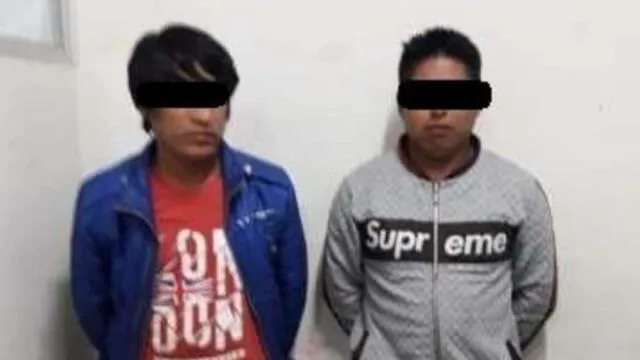 Edwin Manuel Rojas Enciso (23) y Alberto Gómez Cáceres fueron intervenidos en casa de avenida Los Álamos, en Curibamba. (Foto: PNP)